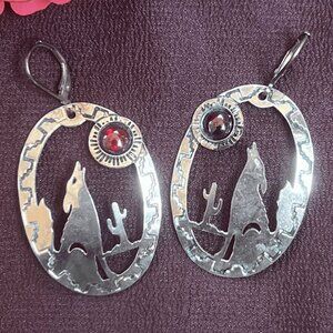Silver-Tone Howling Coyote Earrings | Southwestern Desert Design